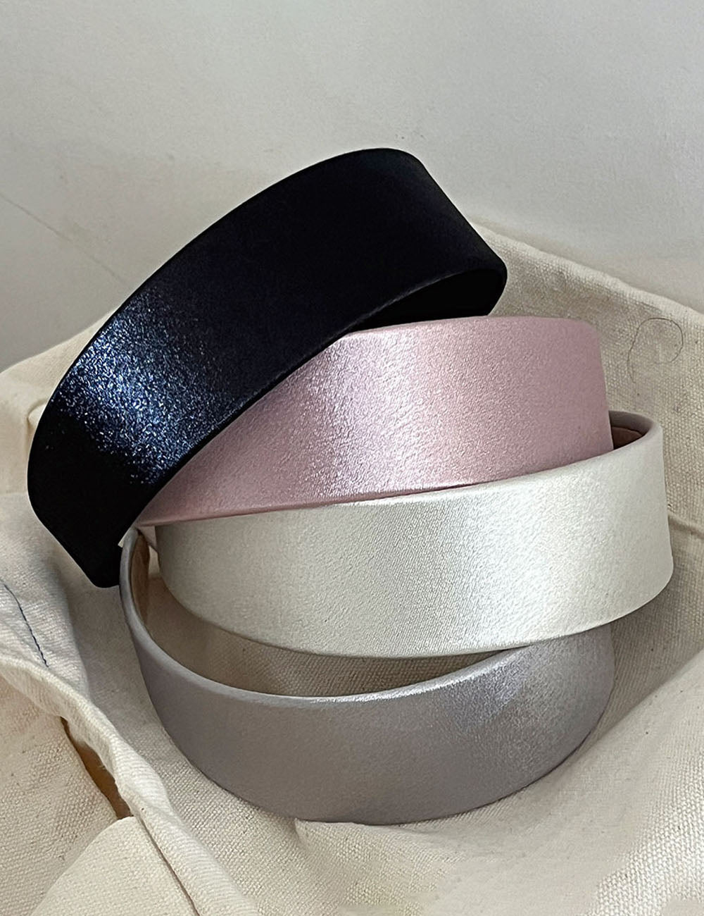 Minimalist Solid Color Satin Wide Headband MK2SPM6W6HBD07
