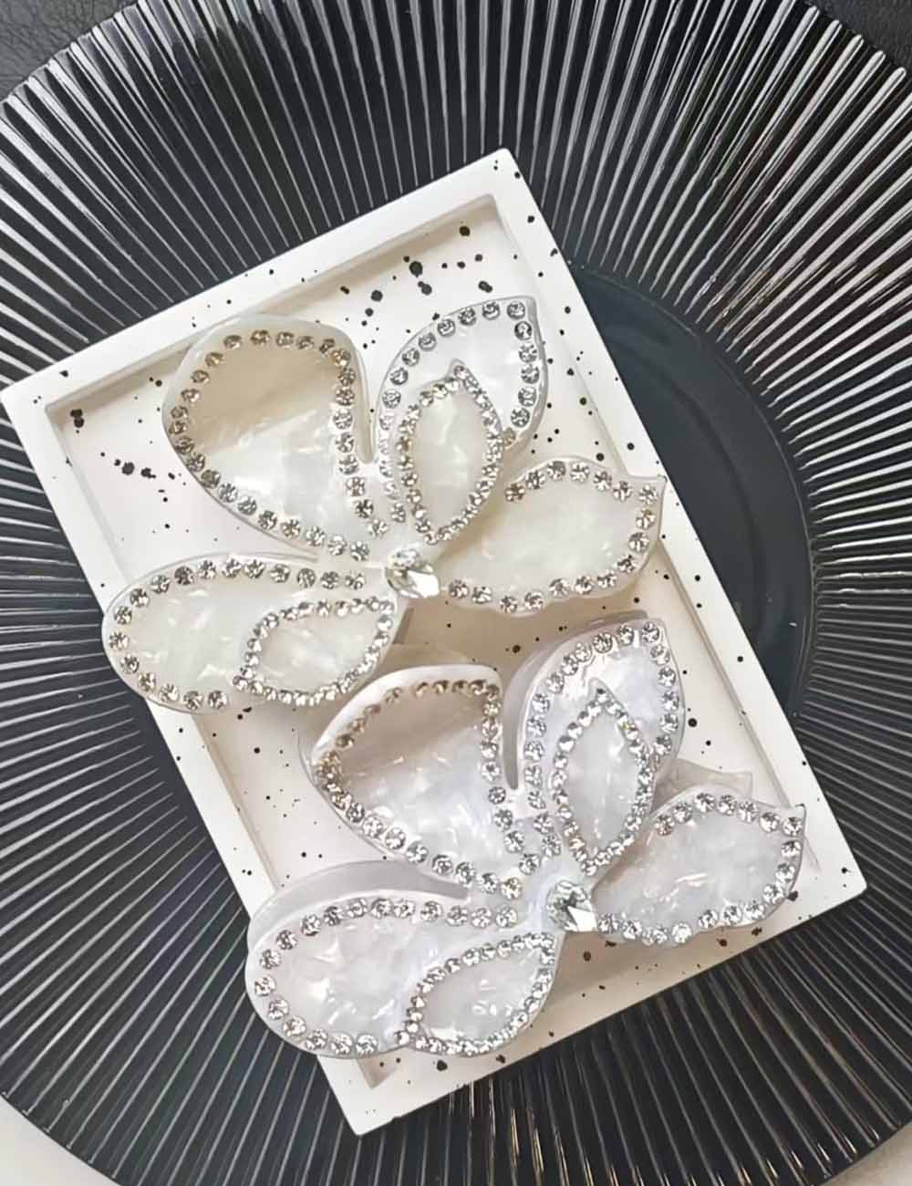 Luxury Rhinestone Flower Petal - DippedShop Wholesale - #2115