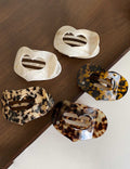Vintage Curved Hollow Out Heart Hair Claw 8AS6HCP289L