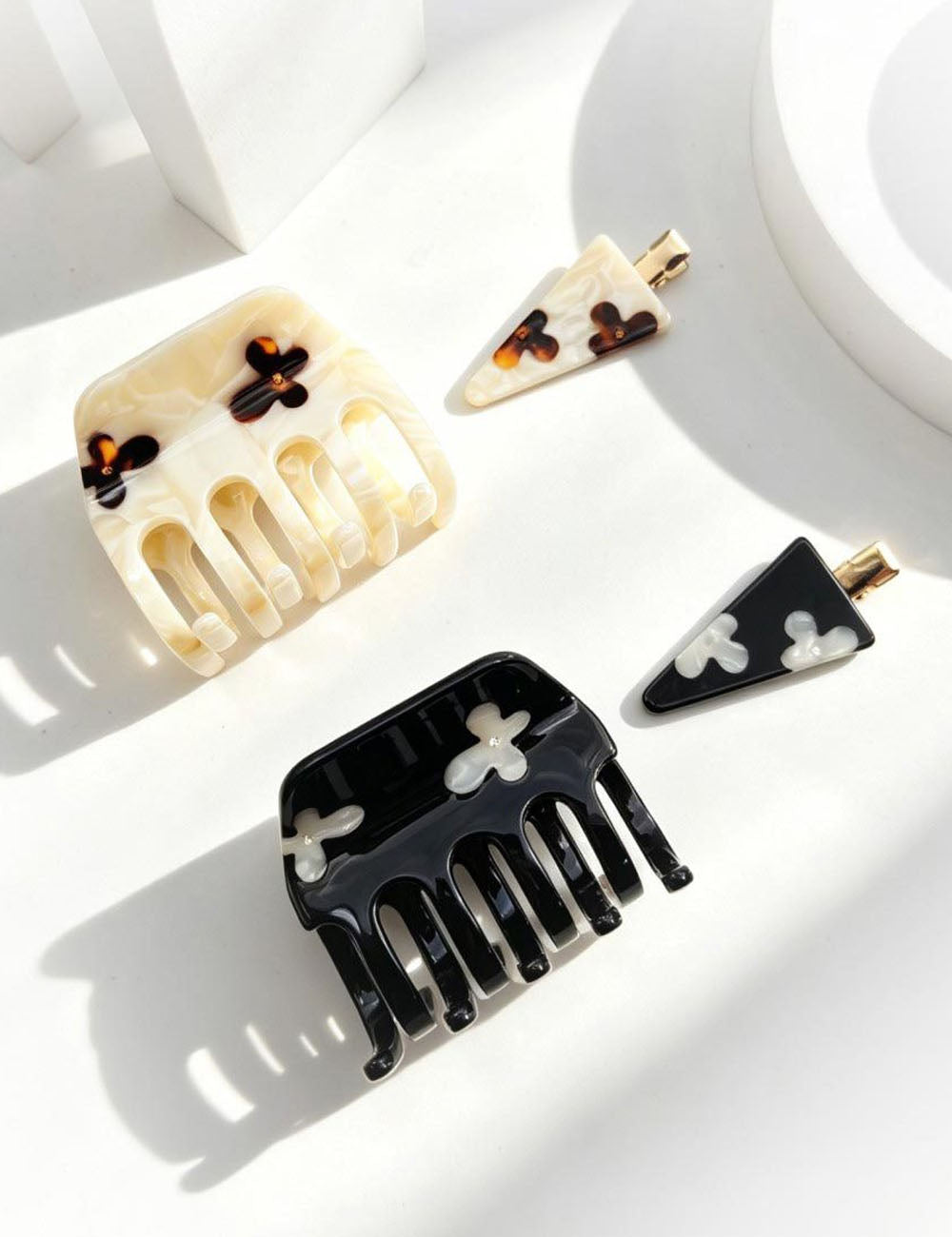 Simple Floral Pattern Acetate Hair Claw 8AS6HCP292L