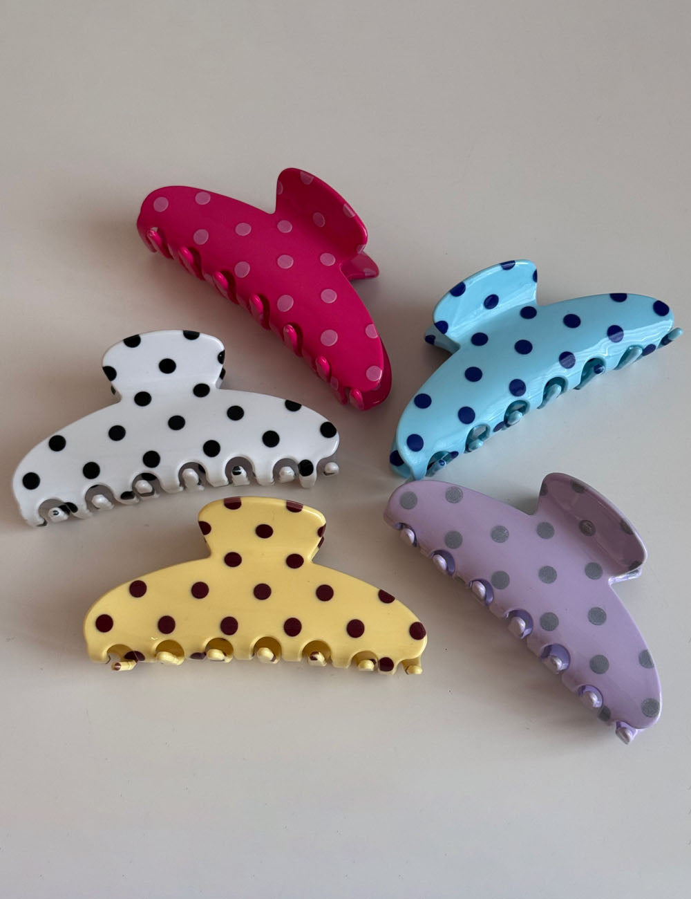 Stylish Polka Dots Large Acetate Hair Claw 8AS6HCP296L