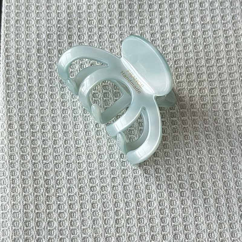 Cute Iridescent Pumpkin Medium Hair Claw 8AS6HCP304L