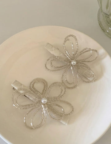 Elegant Pearl Beaded Flower Side Hair Clip 8AS6HCP349L