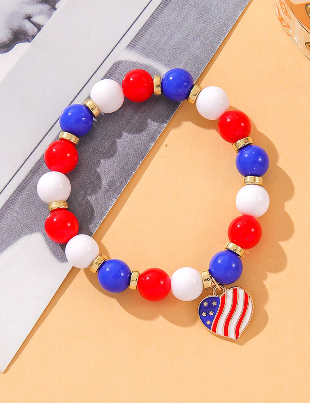 Stylish USA Flag Heart Pendants Beaded Bracelets 8ZA6JBR131T