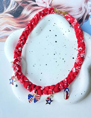 Boho-Style Hand Woven USA Flag Choker Necklace 8ZA6JNC286T
