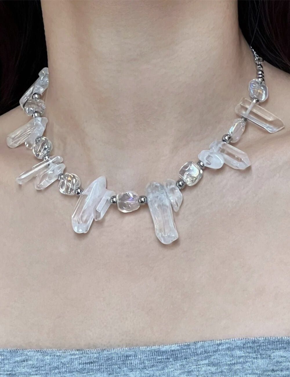 Minimalist Irregular Natural Ice Crystal Choker Necklace DP25D774