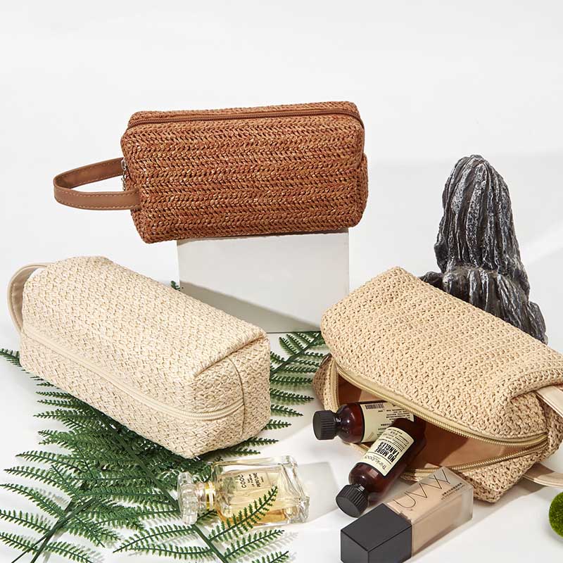 Solid Color Straw Weave Makeup Bag DP25E650