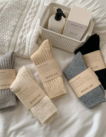 Casual Solid Color Thicken Plush Crew Socks DP25H539