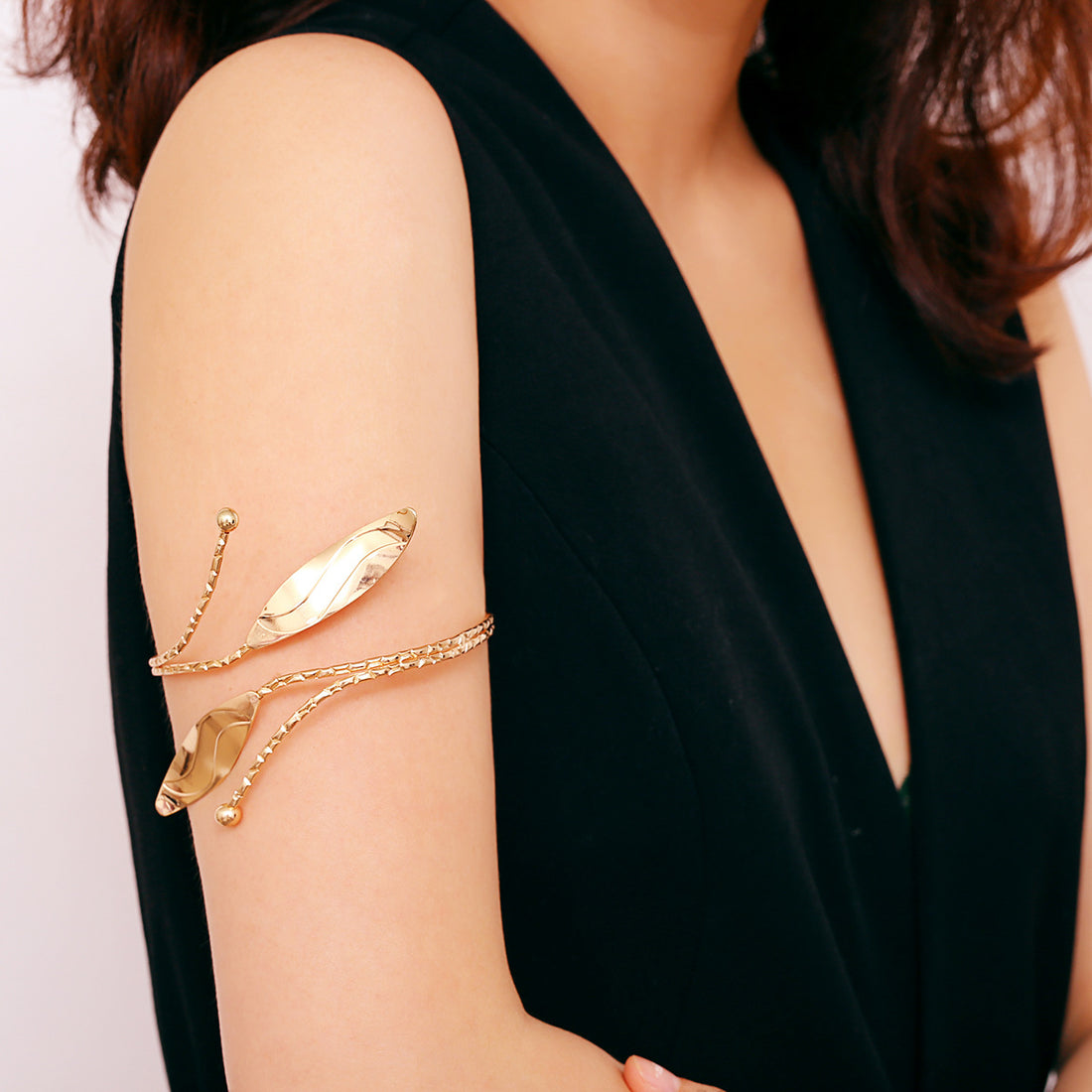 Elegant Geometries Leaf Vintage Arm Cuff DPJAC2424