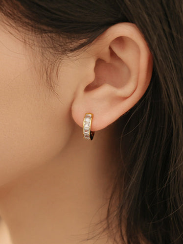 Simple Diamond Vintage Earrings DPJE29