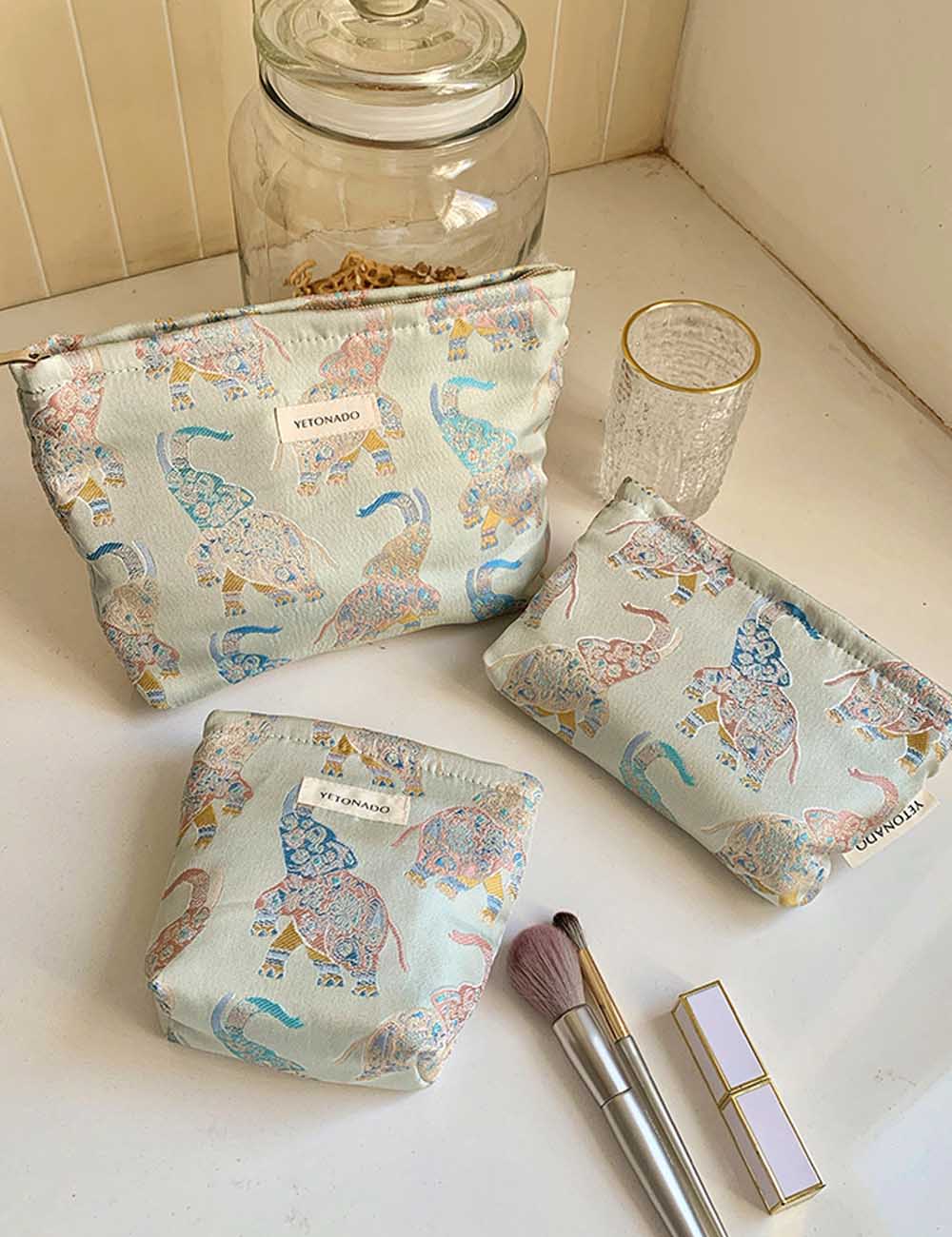 Animal Embroidery Cosmetic Bag - DippedShop Wholesale - #3747