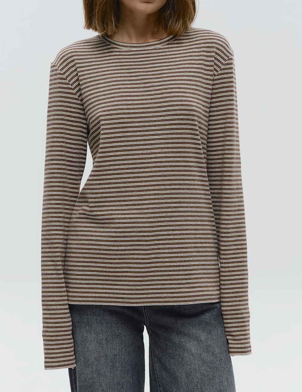 Simple Round Neck Long Sleeve T-Shirt DP25F514