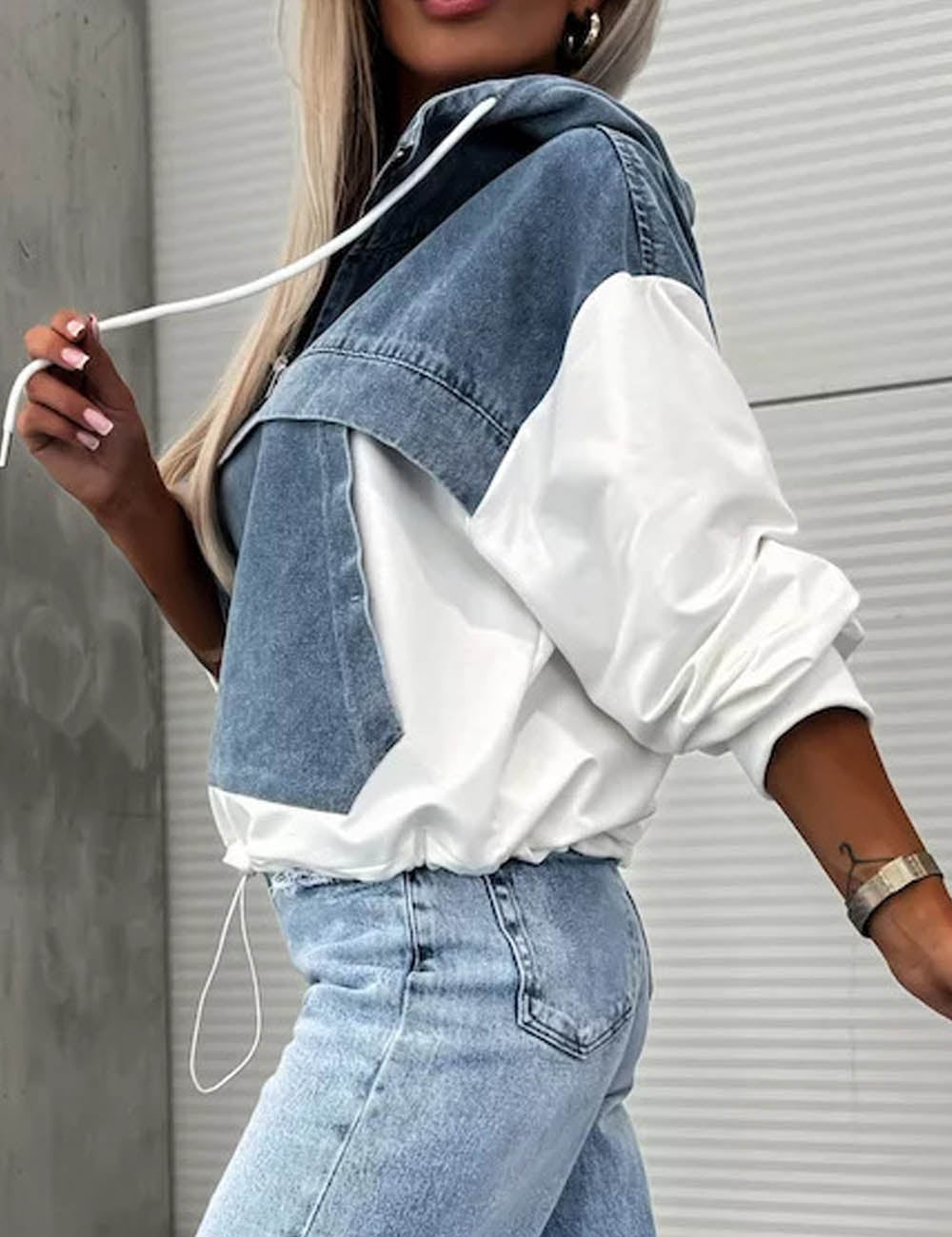 Trendy Splice Color Block Washed Denim Hoodie DP25E763