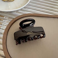 Vintage Square Medium Strong Hold Hair Claw MK2PPM6W6HCP350