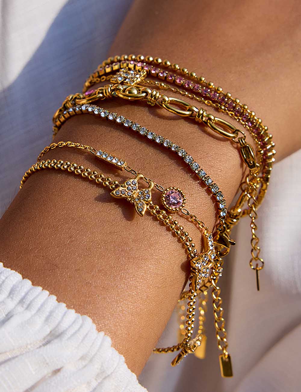 Gold Plated Charm Linked Chain Strand Bracelet DP25E771