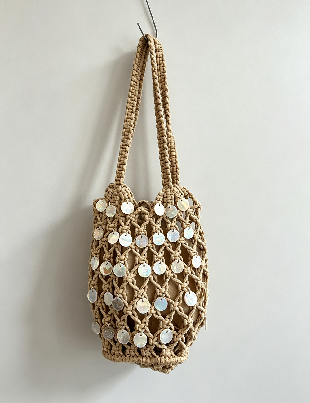 Solid Color Shell Tassel Penda - DippedShop Wholesale - #6691