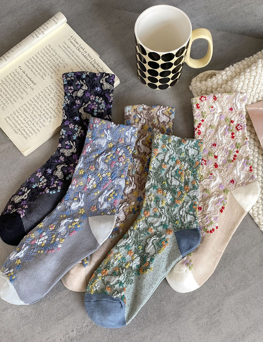 Jacquard Floral Bunny Socks - DippedShop Wholesale - #9587