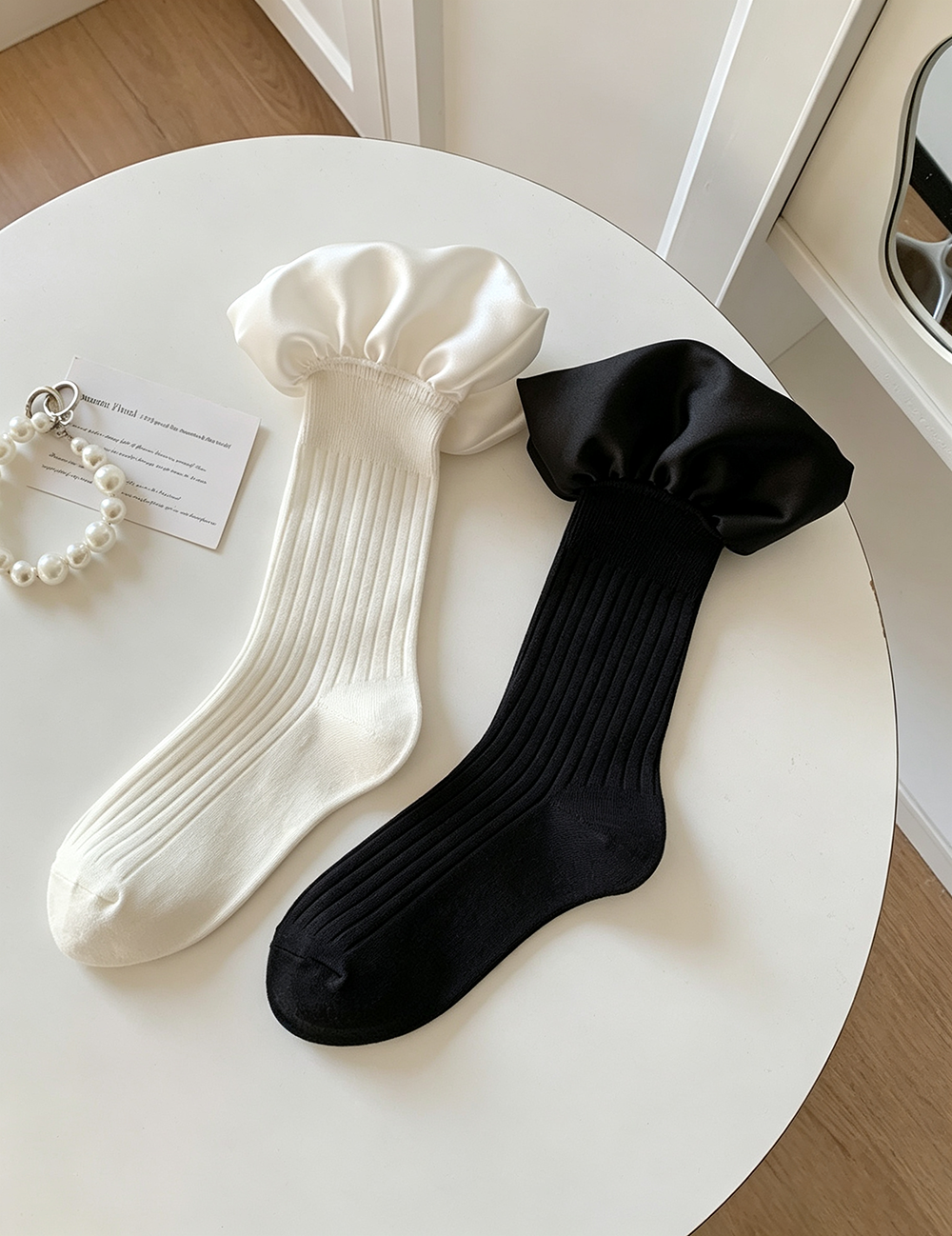 Sweet Satin Ruffle Solid Crew Socks 6W8FSO772