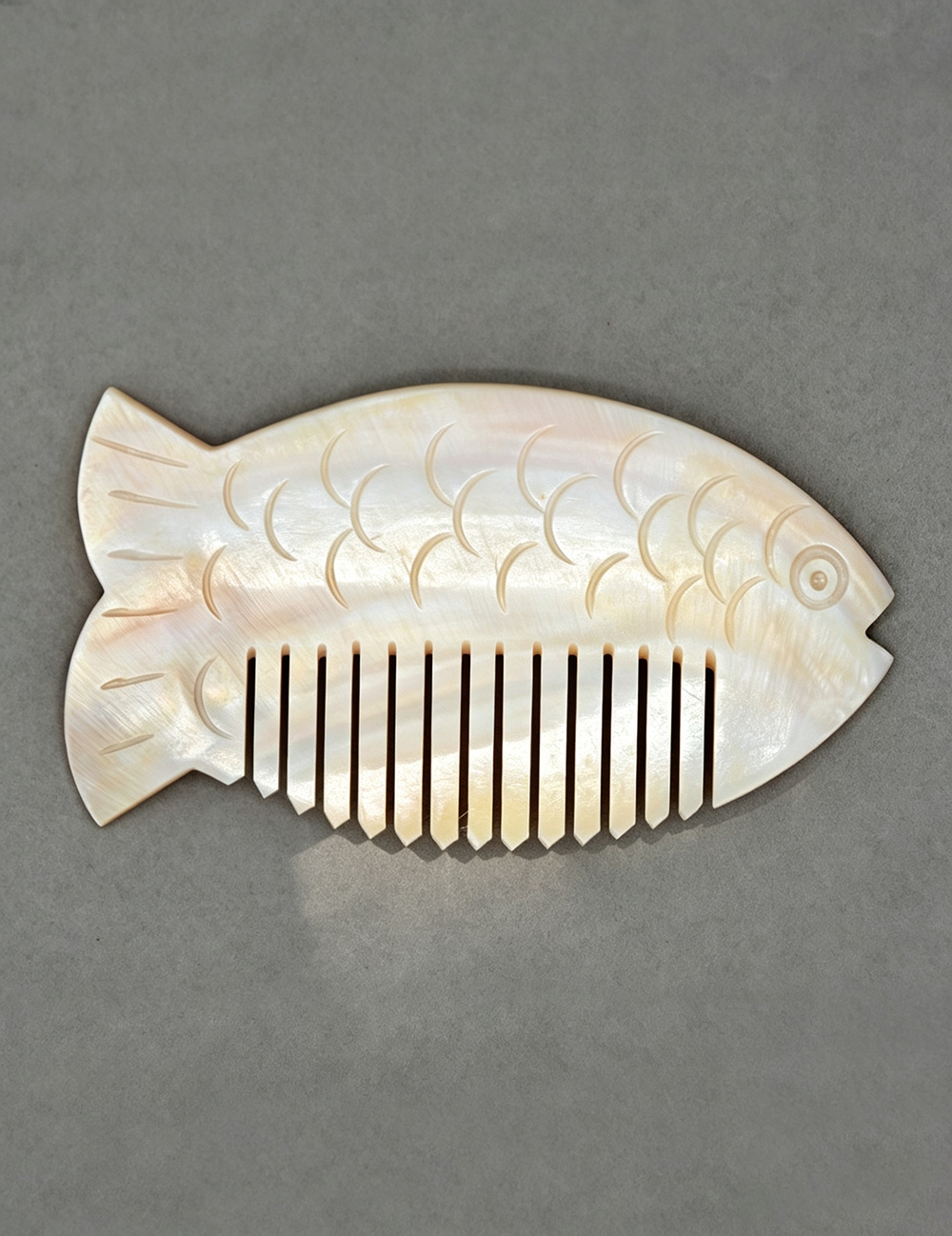 Stylish Shell Half-Moon Portable Hair Combs MK2BLM6C5CB83