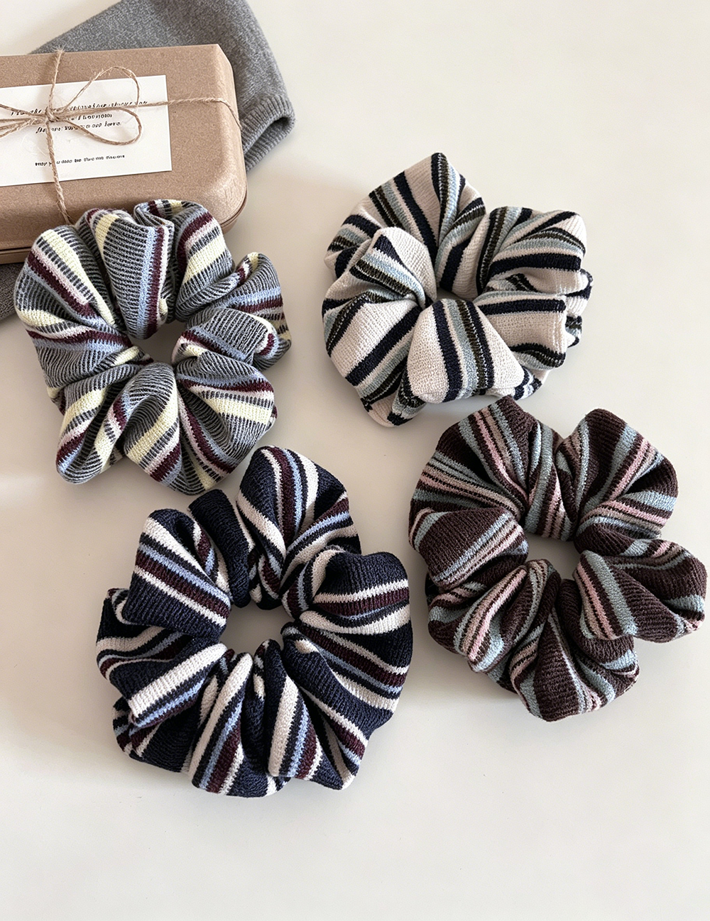 Simple Knit Striped Hair Scrunchie MK2BLW6W6HSR14