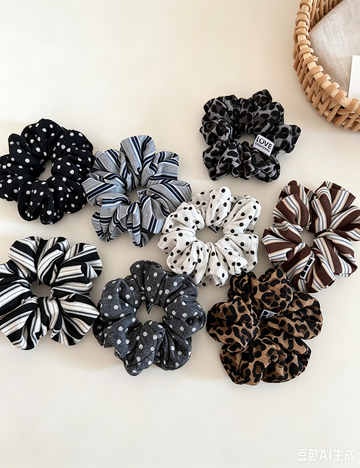 Vintage Patterned Hair Scrunchies MK2BW6W6HSR06