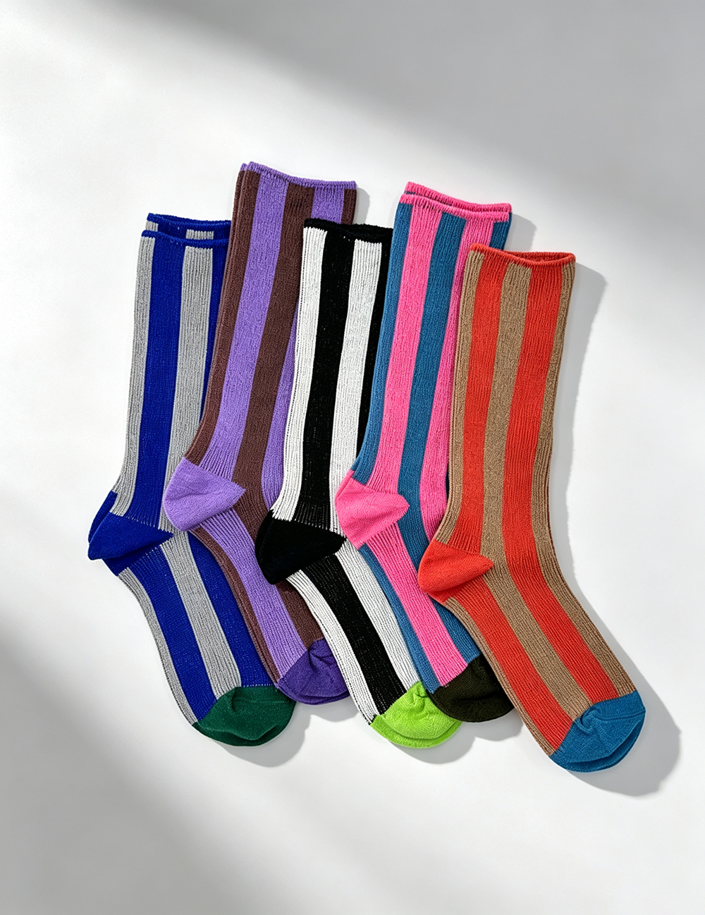 Vibrant Color Block Vertical Striped Crew Socks 6W8FSO667