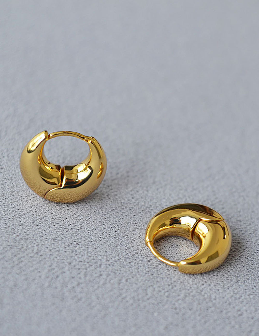 Chunky Hoop Earrings - DippedShop Wholesale - #9683