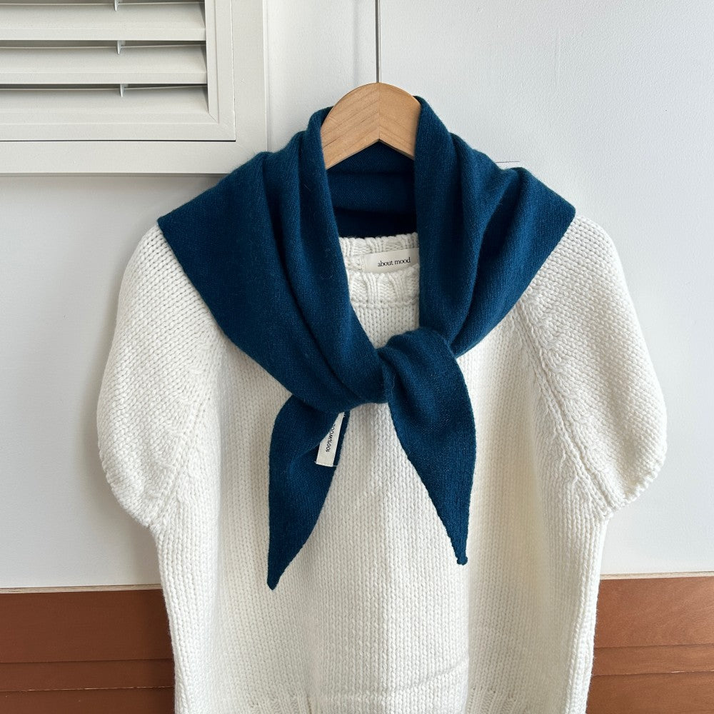 Simple Wool-Blend Solid Color Triangle Knit Scarf 6W6NSC85