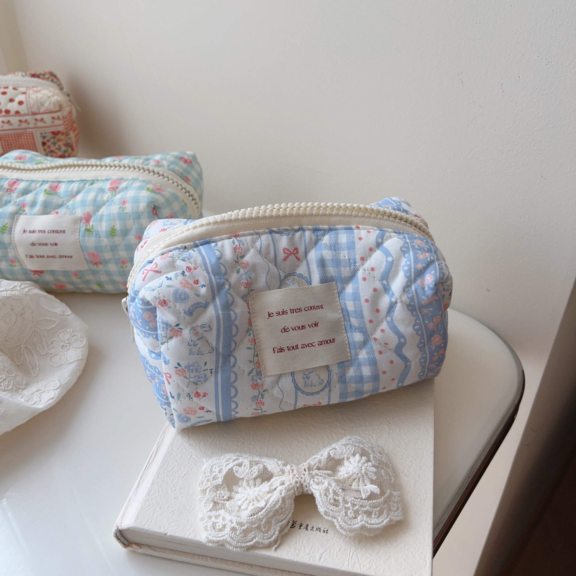 Quilted Cotton Toast-shaped Storage Bag MK2BLW6C5CO67
