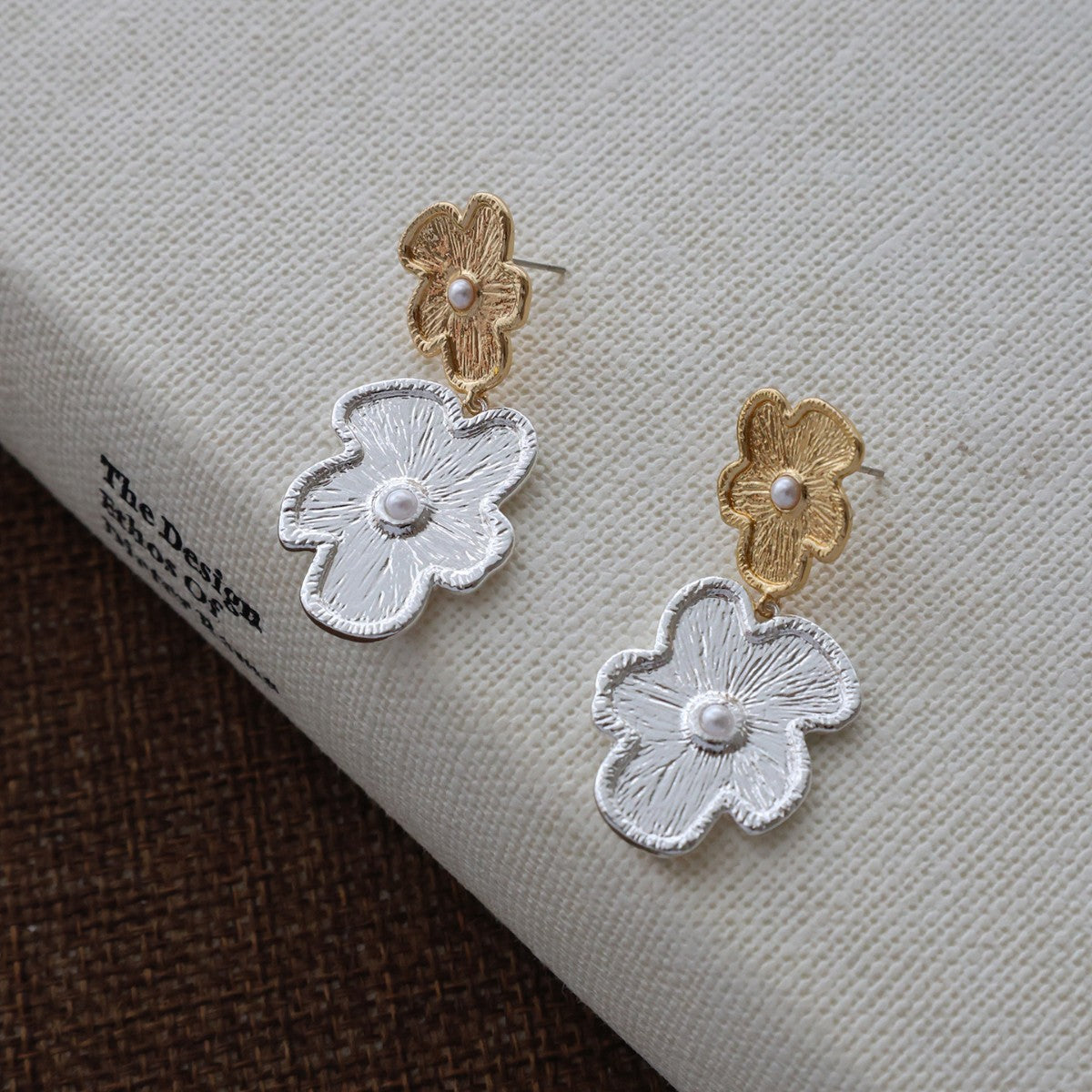 Floral Pearl Dangle Earrings - DippedShop Wholesale - #5859