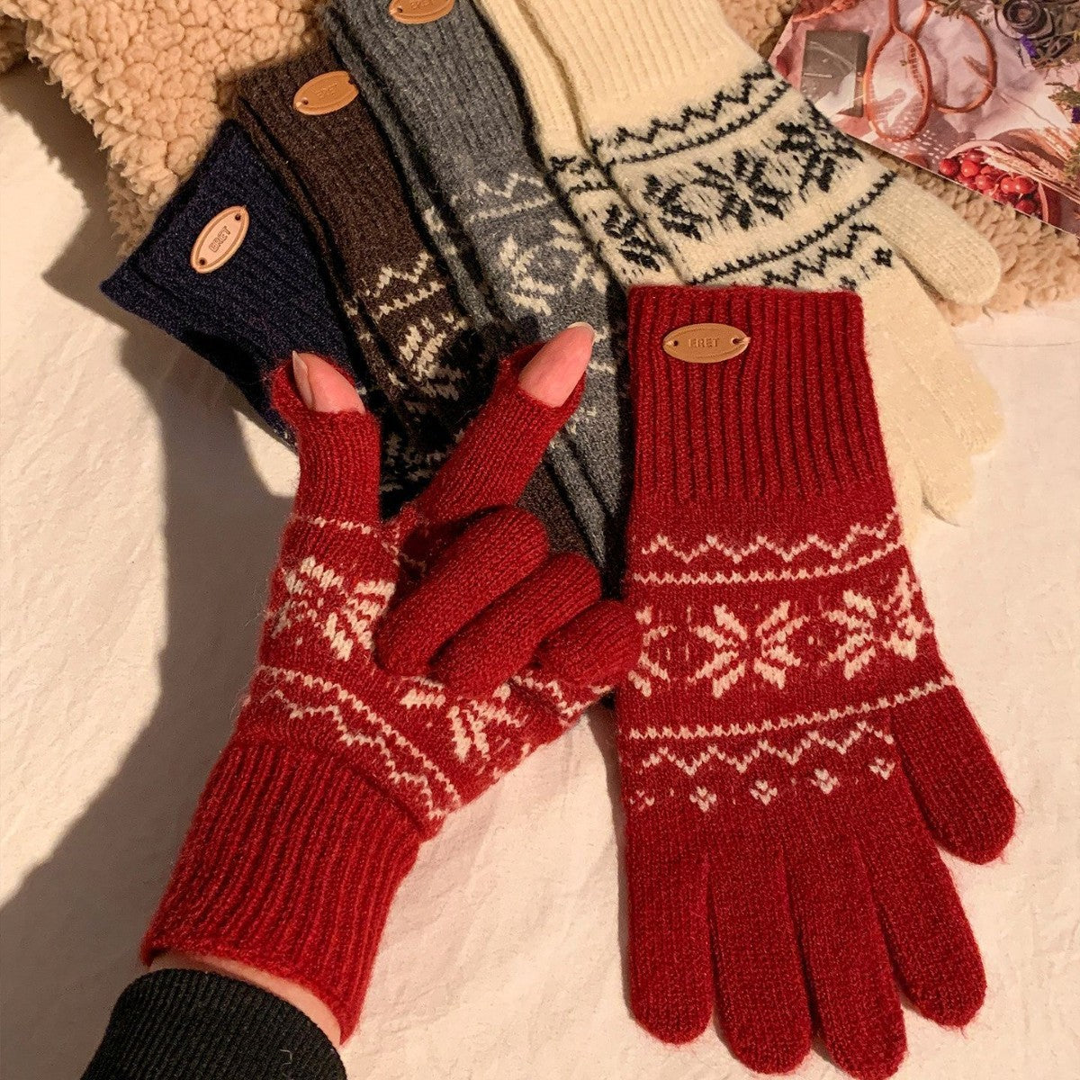 Fair Isle Touchscreen Knit Gloves - DippedShop Wholesale - #1763