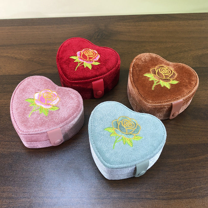 Soft Velvet Floral Embroidery Heart Jewelry Case 6H13HSJ157