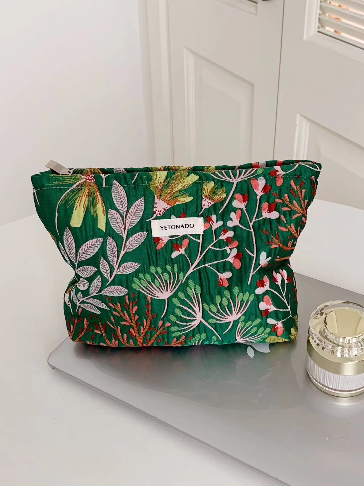 Casual Floral Embroidery Large Capacity Makeup Bag MK2BW6W10BOB403