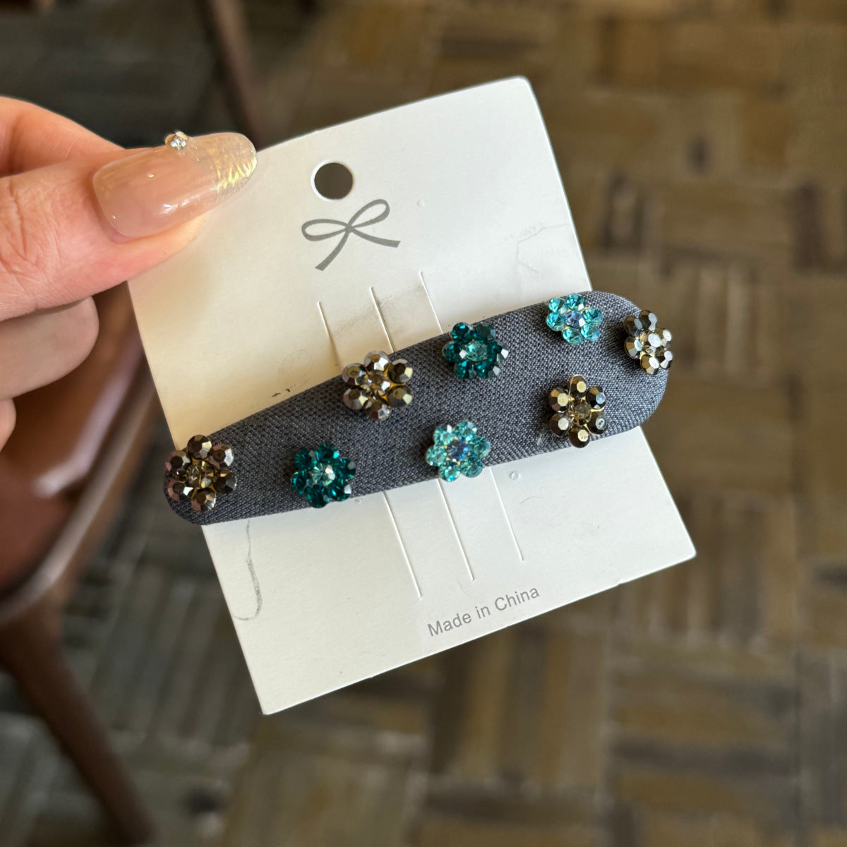 Sweet Rhinestones Floral Oval Hair Clips 6W6HCP1242