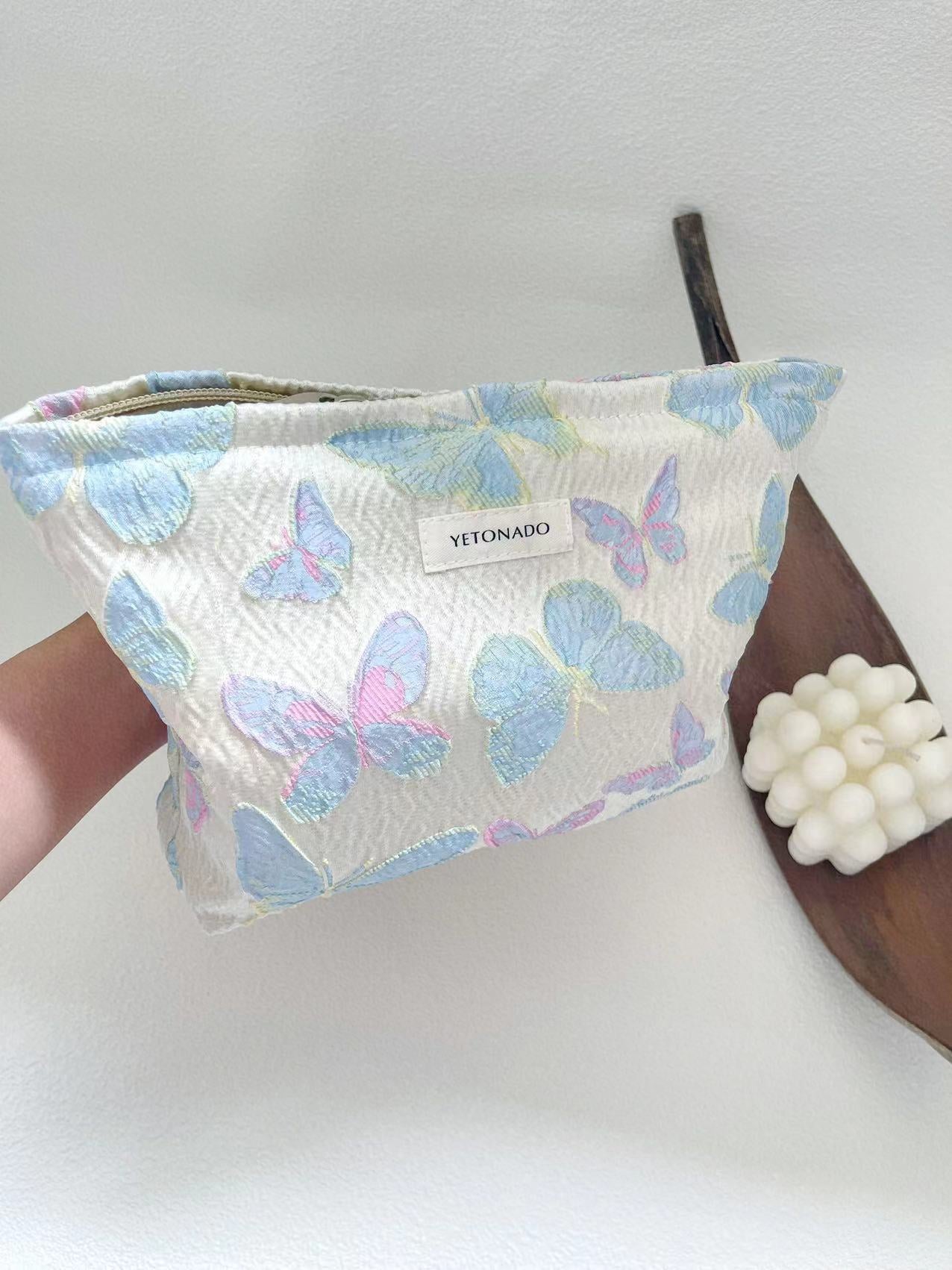 Butterfly Embossed Portable Travel Coametic Bag MK2BW6W10BOB405