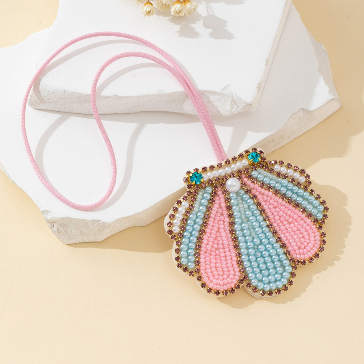 Rhinestone Beaded Shell Keychain - DippedShop Wholesale - #7203