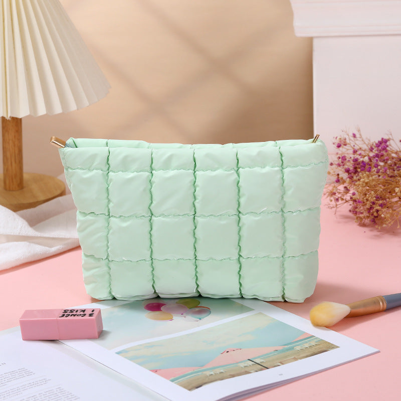 Quilted Large Capacity Diamond Quilted Cosmetic Bag MK2BLW6C5CO71