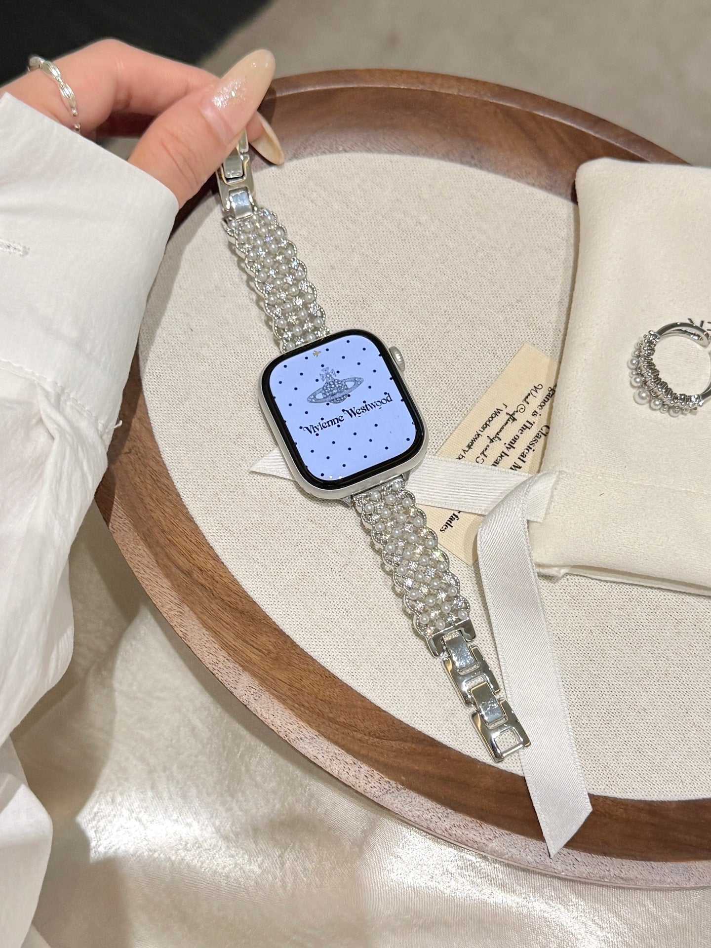 Luxury Hollow Pearl Rhinestones Watch Bnad 6W6JWA98