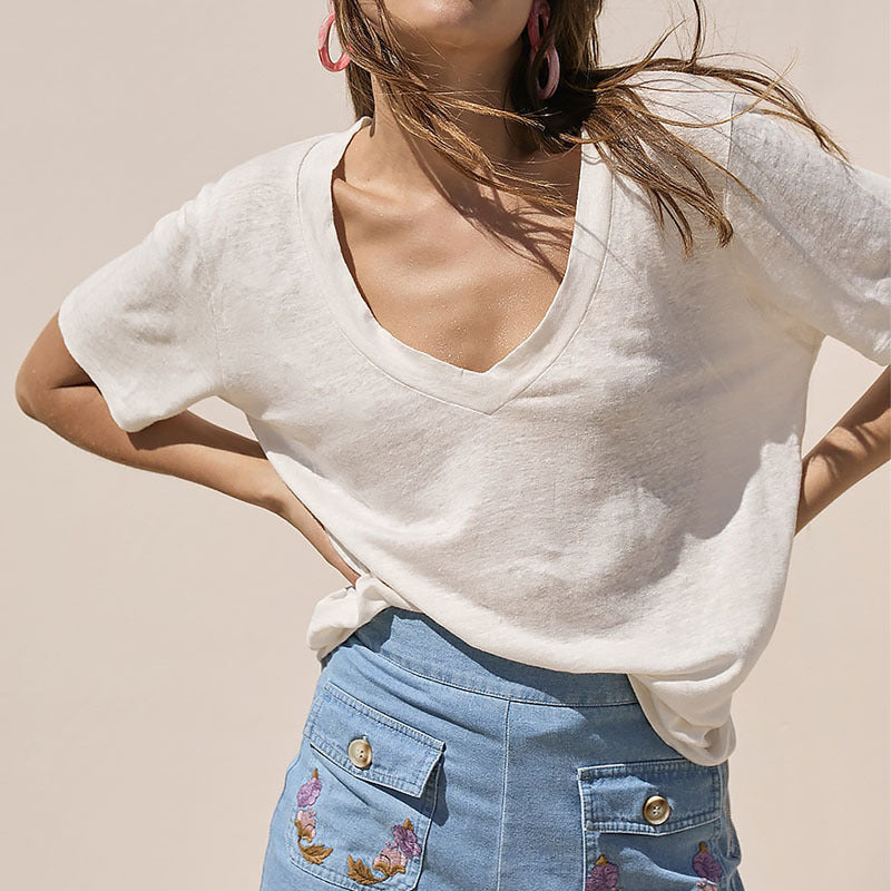 Solid Color Deep V-Neck Loose T-Shirt DP25A946