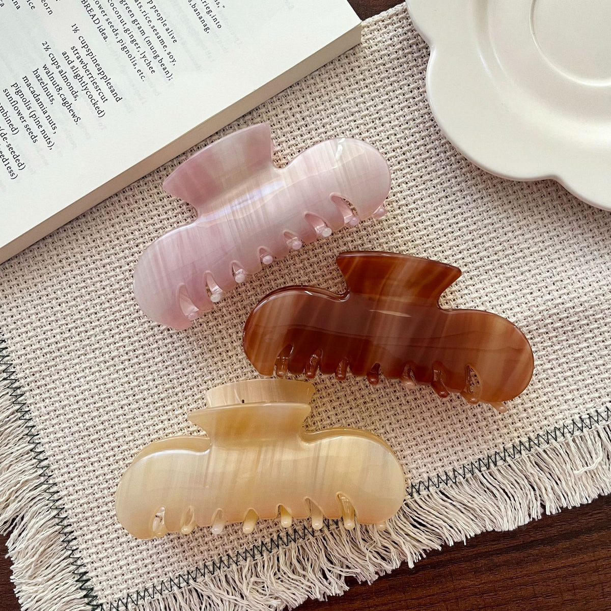 French Style Marble Texture Acetate Hair Claw 6W6HCP1633