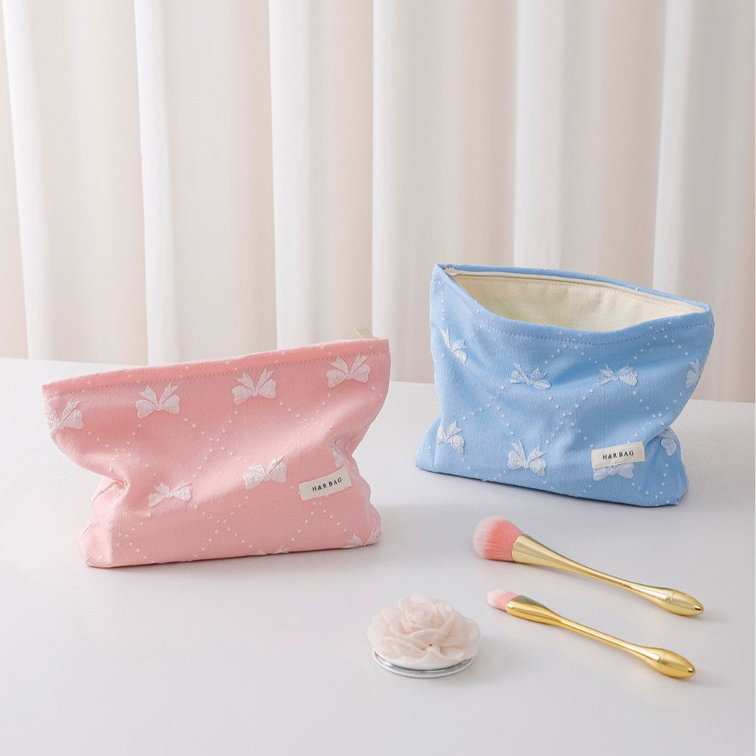 Cute Bow Embossed Portable Makeup Bag DP25C597