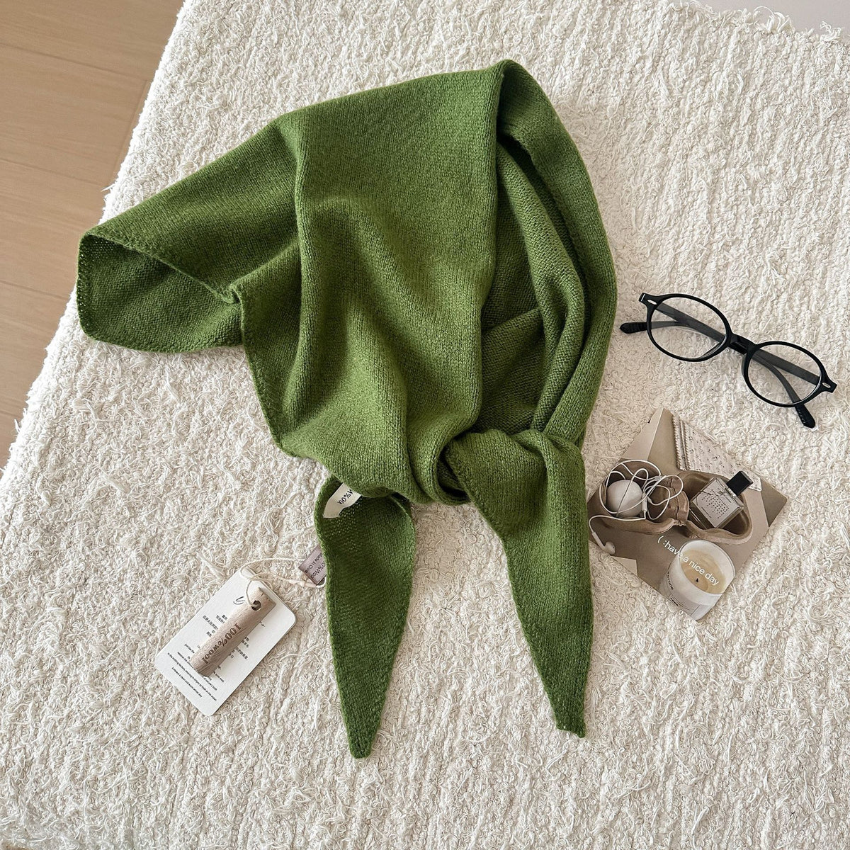Trendy Solid Color Knit Headscraf Triangle Scarf 6W6NSC91