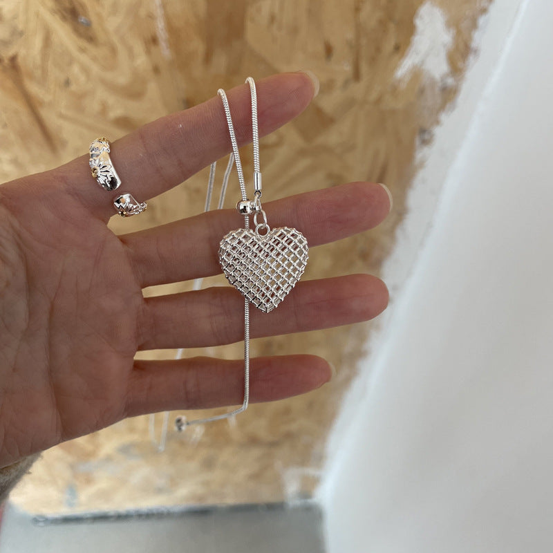 Hollow Out Love Pendant Necklace - DippedShop Wholesale - #5171