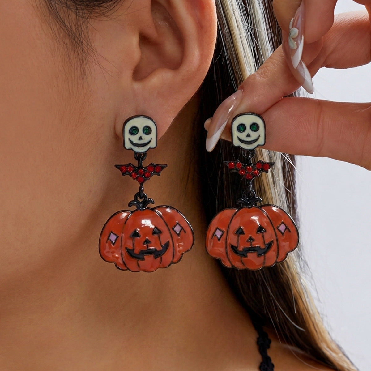 Halloween Rhinestone Pumkin Bat Pendant Dangle Earrings 6W6JER552