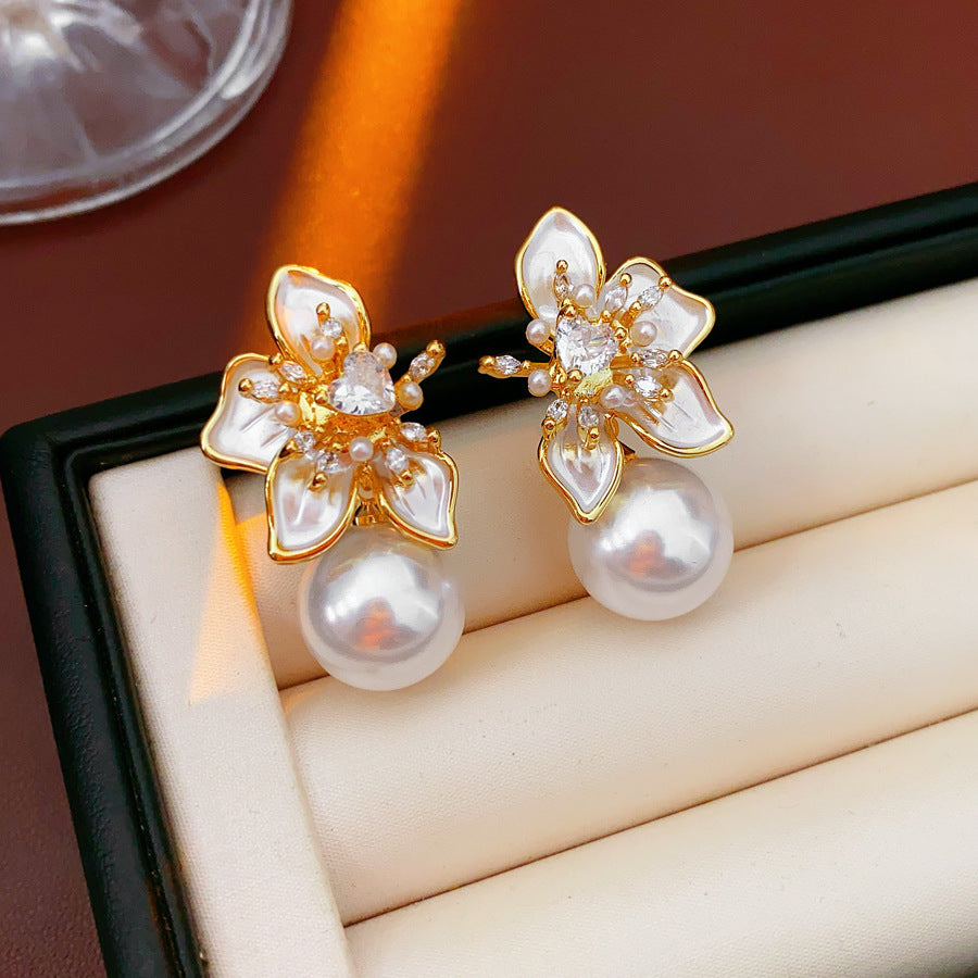 Elegant Cubic Zirconia Flower Pearl Dangle Earrings 6W6JER738