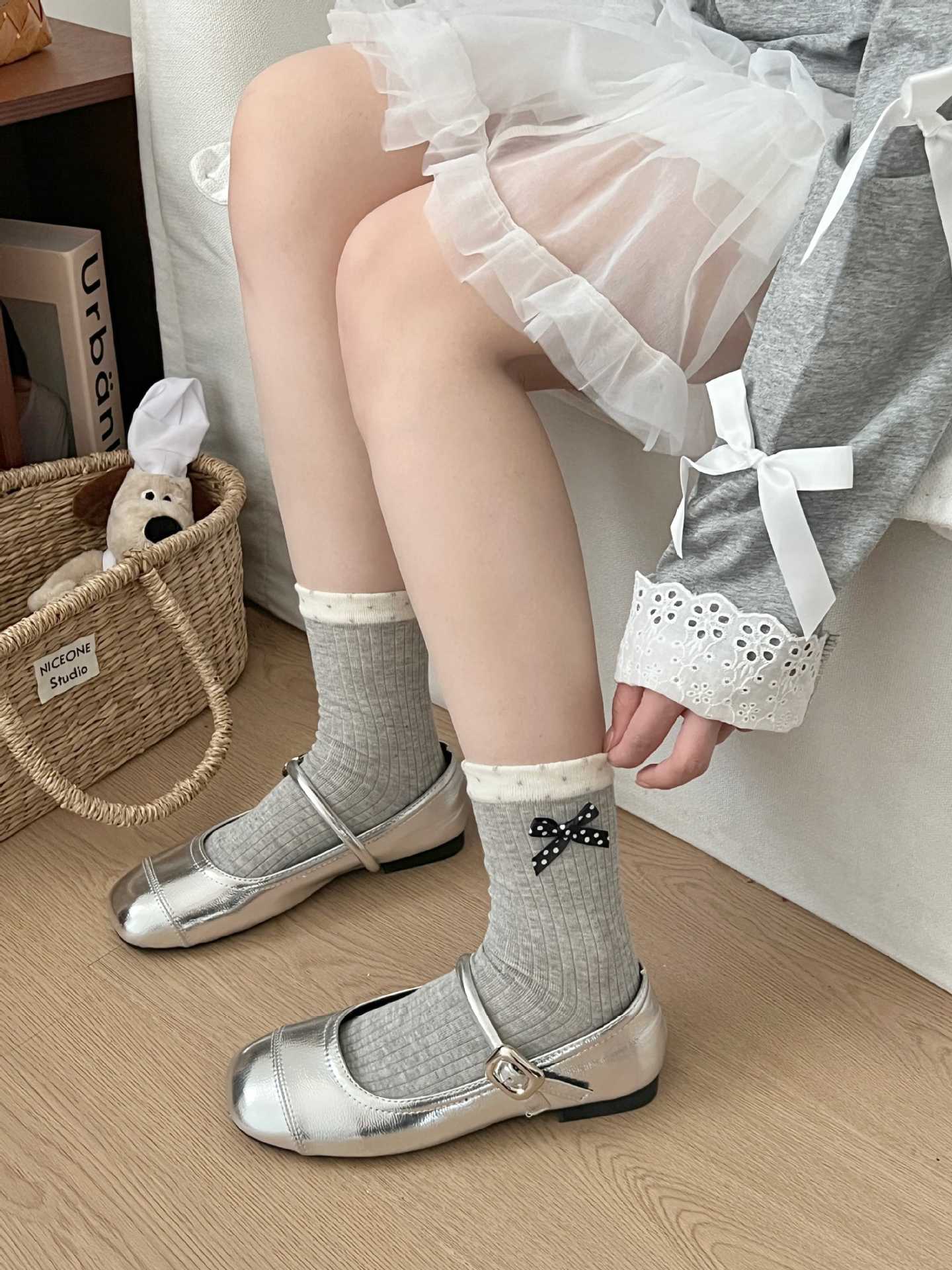 Cute Polka Dot Bow Knot Slouchy Socks 6W8FSO673