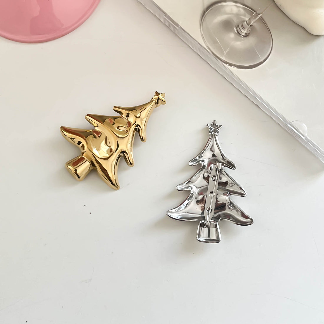 Minimalist Stainless Steel Christmas Tree Brooch DP25G625