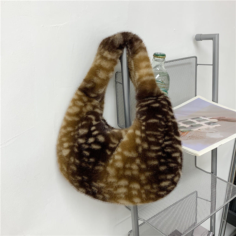 Cute Plush Deer Print Crescent Tote Bag 6W10BBG2368