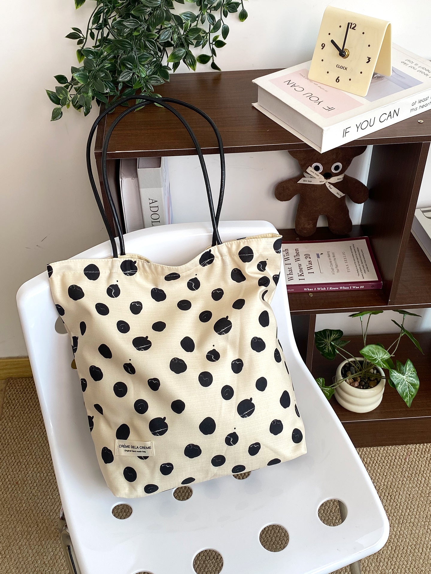 Vintage Polka Dots Reversible Lightweight Shoulder Bag MK2BLW6W10BBG569