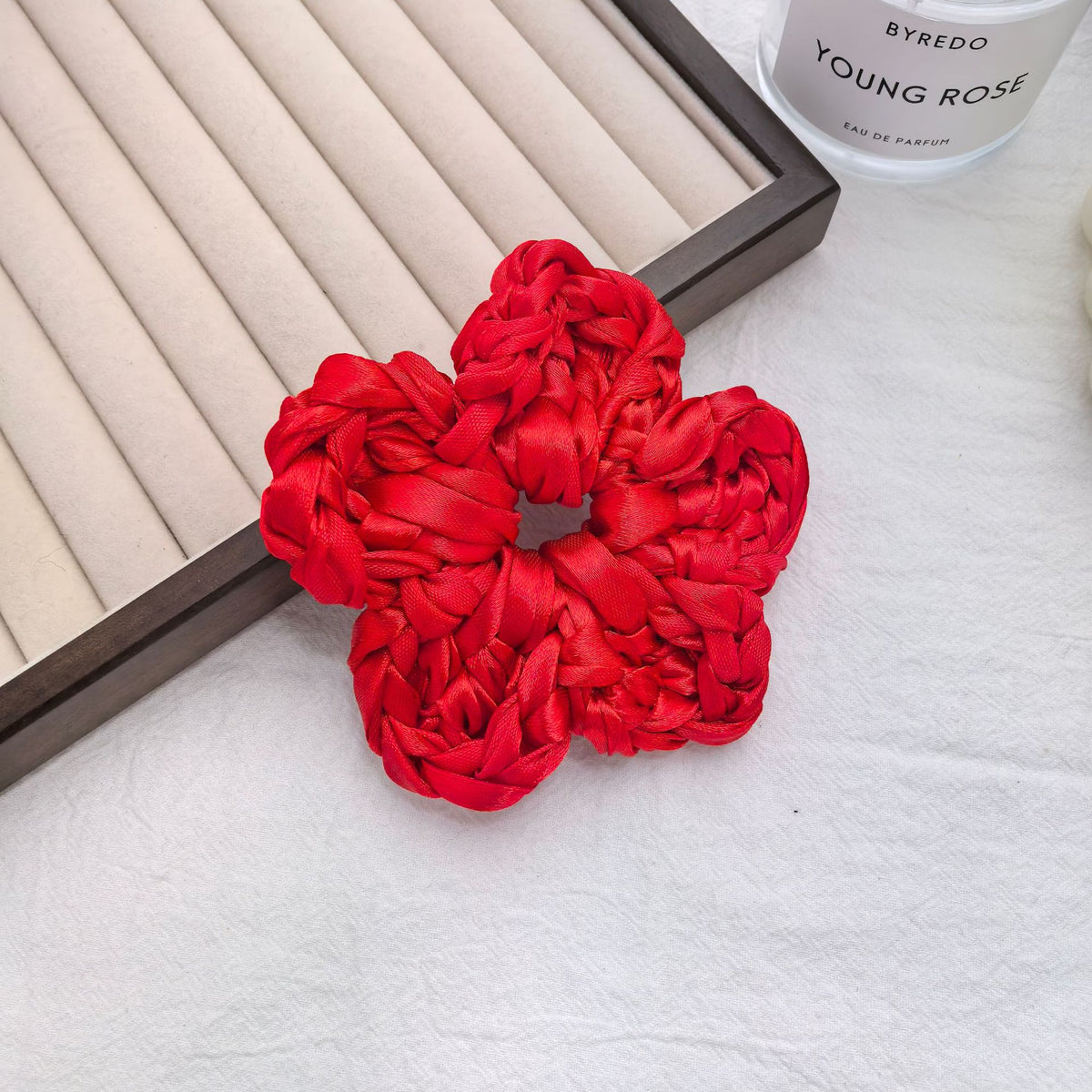 Minimalist Solid Color Stain Floral Scrunchies 6W6HSR506